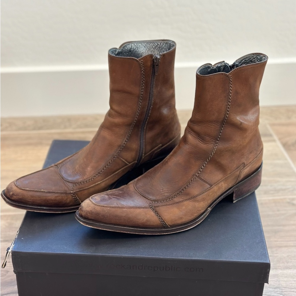 Rock and Republic Mens Boots Size 40 EU (Fits size 8.5- 9 US) Used with box